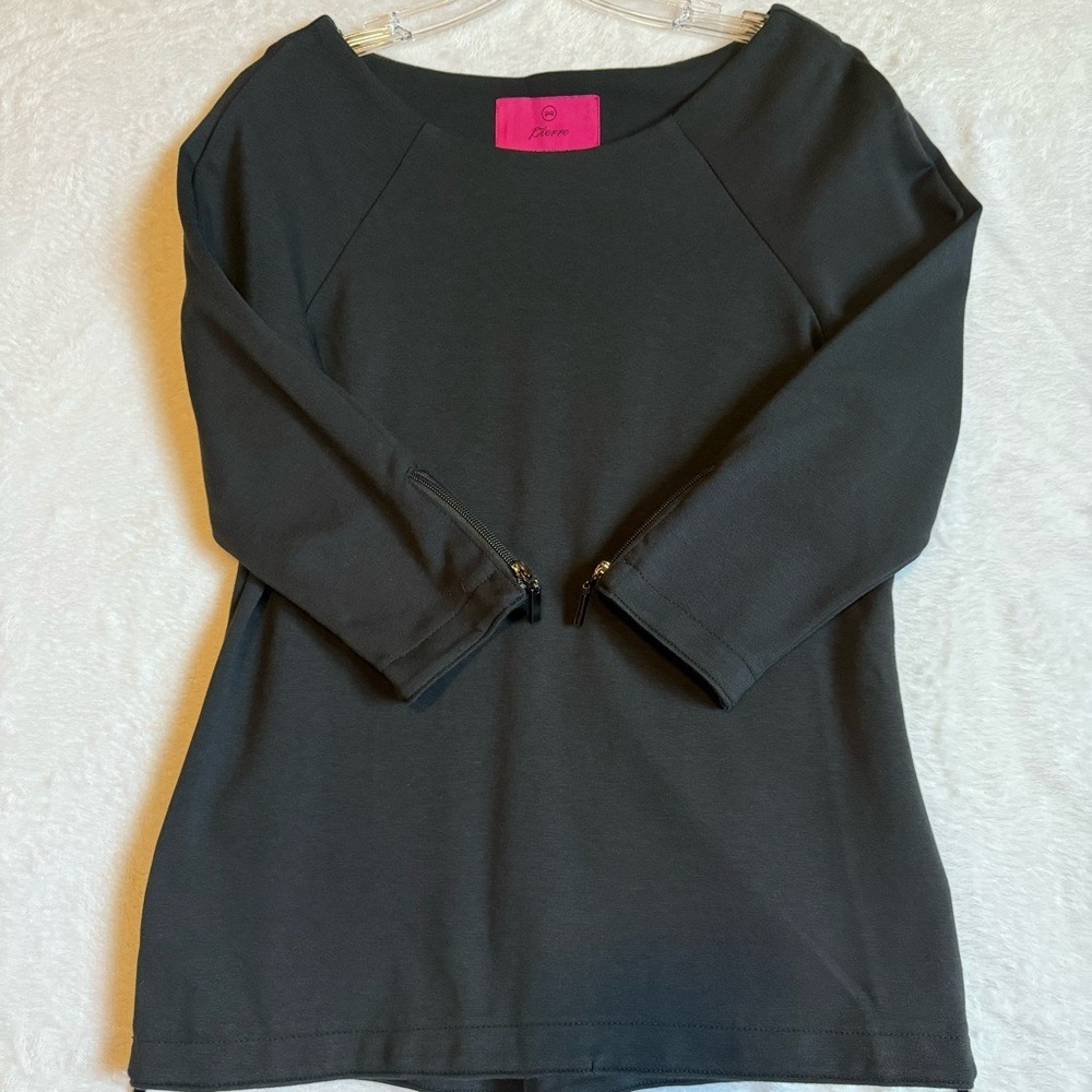 Pierre Women's M Black Ponte Knit Top Zipper Detail 3/4 Sleeve Casual Chic - Picture 2 of 14
